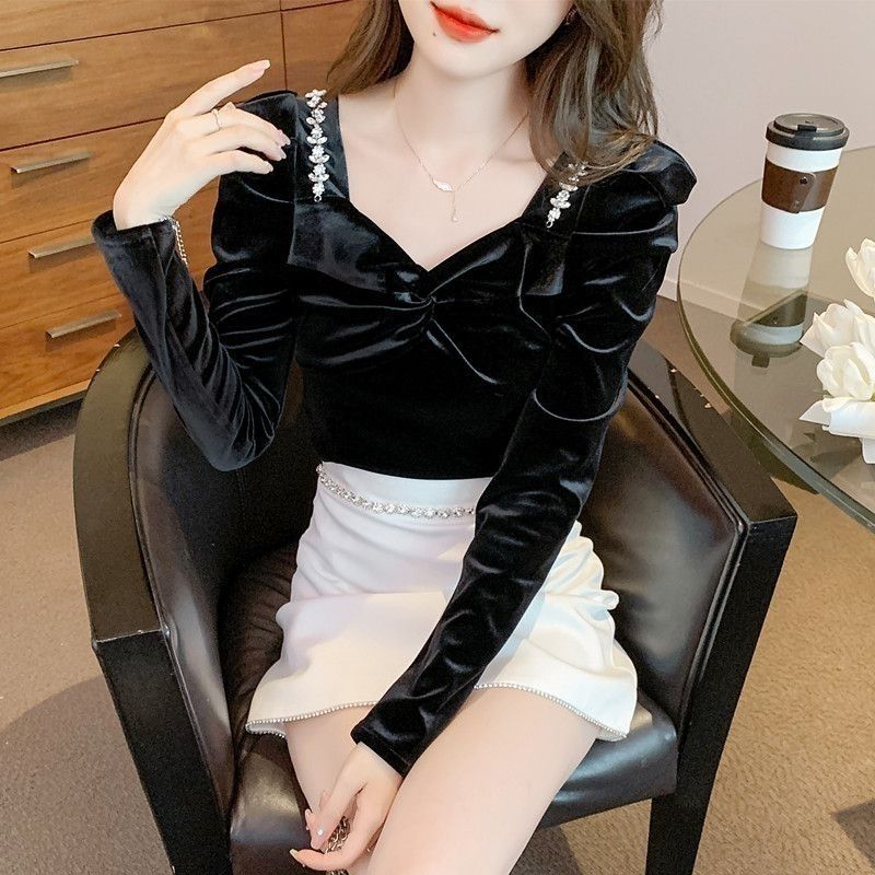 Slim Fit Velvet Women's Shirt  - огляд і ціна Winter Clothing Trends 2025 Women'S