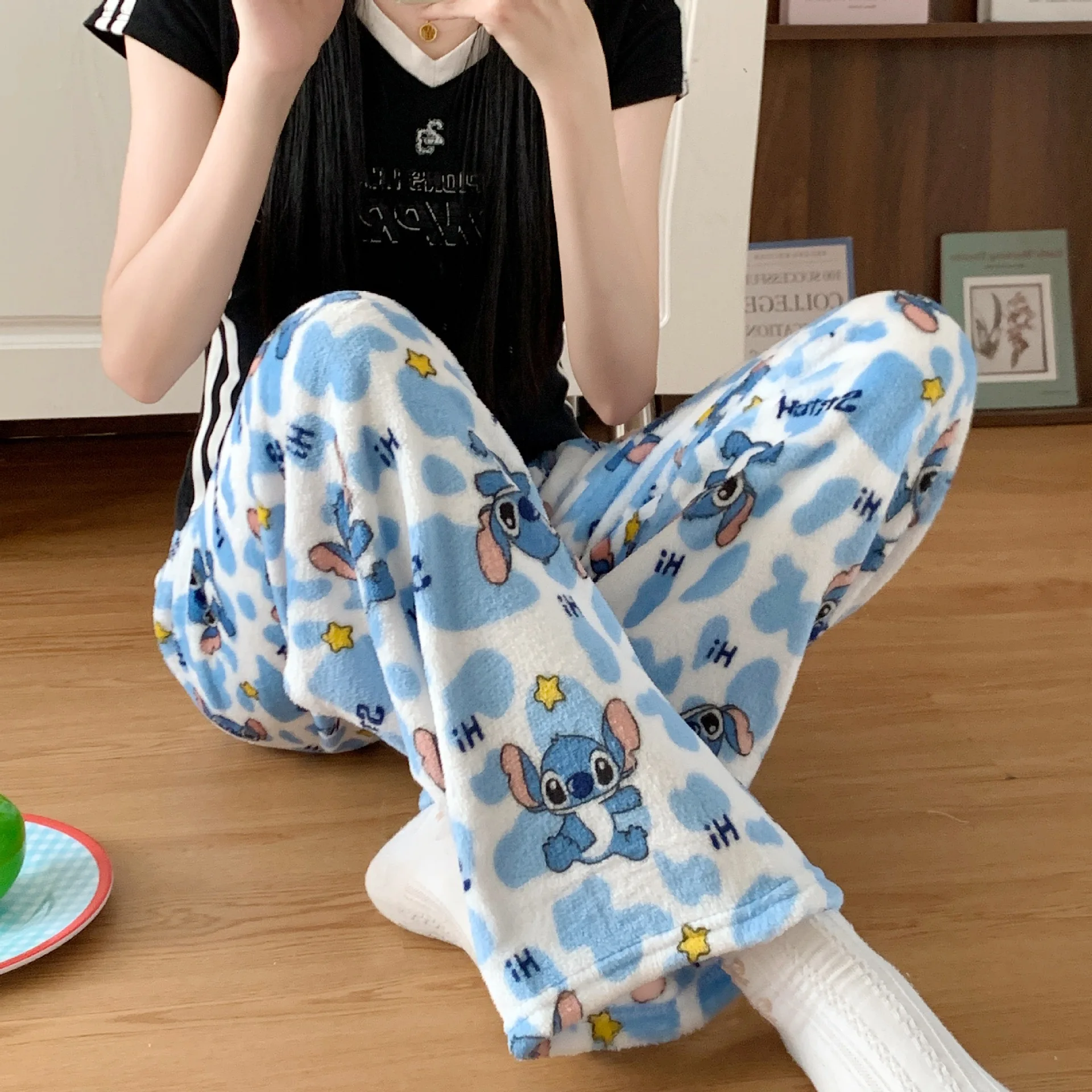 Cartoon Stitch Flannel Pajamas - огляд і ціна Winter Clothing Deals